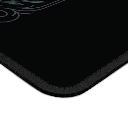 One King To Unite Them Gaming Mouse Pad